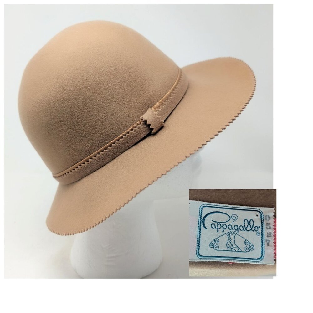 Vintage Pappagallo Felt Hat Cloche Tan